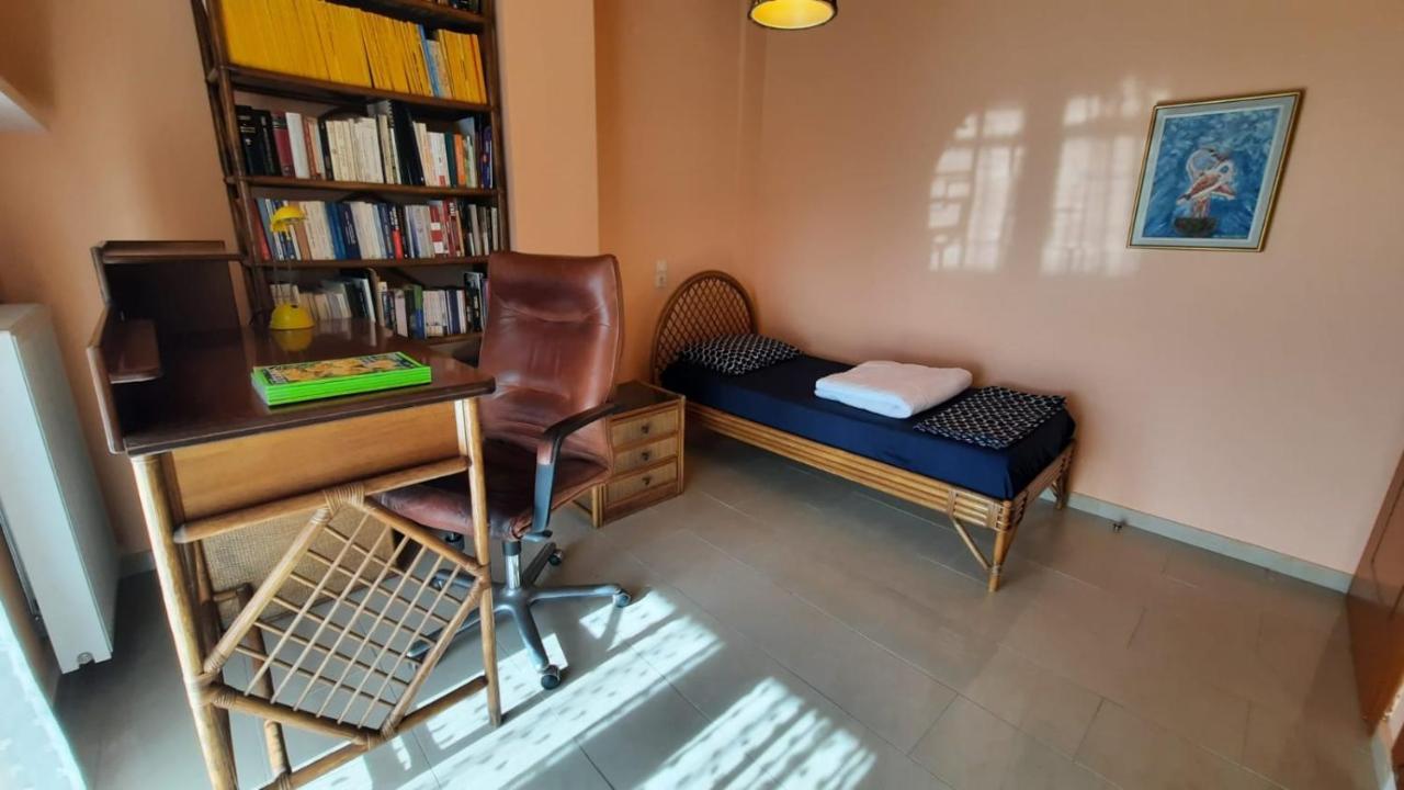 Ioannis - Zimmer Mit Zugang Zu Terrasse Gavrolimni Buitenkant foto